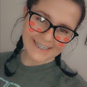 Meet your Posher, Kelsey